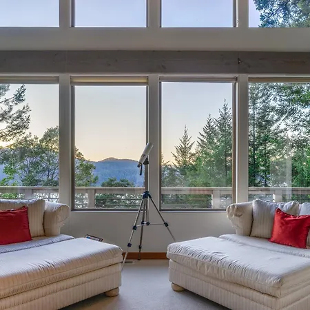 Villa Elegant Water View, Walk To Moran State Park